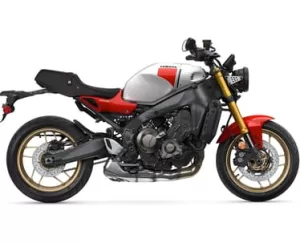 XSR900